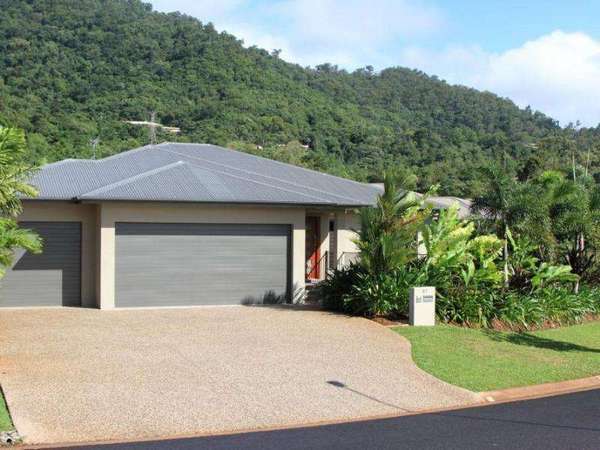 Imposing Modern Urban Design – Supersized 4 brm + Triple Garage