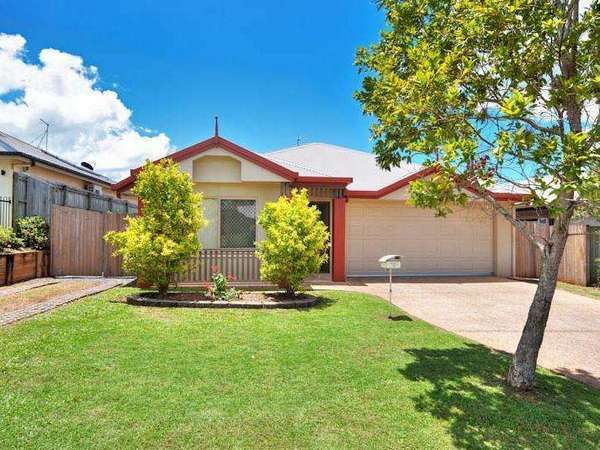 Forest Gardens – Modern 3 Bedroom + Media