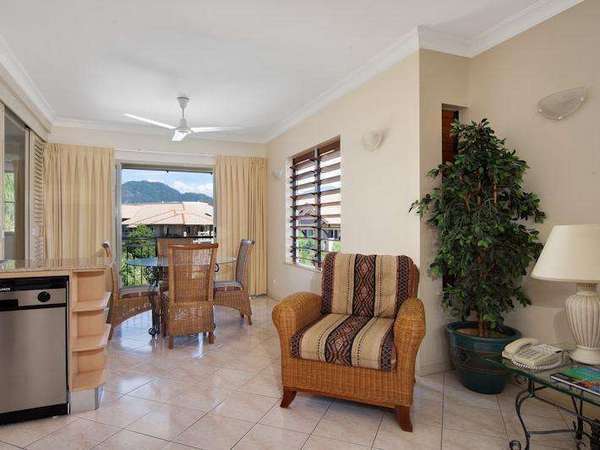 Fantastic Top Floor Unit with Balcony