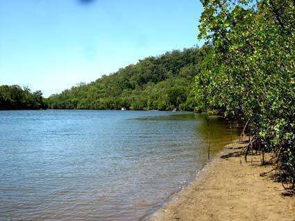 13.8 Acres - River Frontage - Bloomfield