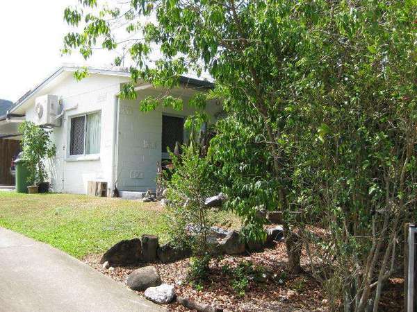2 by 2 Bedroom Full Duplex–No Strata Fees!