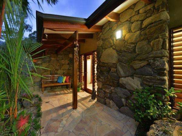 An Opulent Chris Van Dyke Home